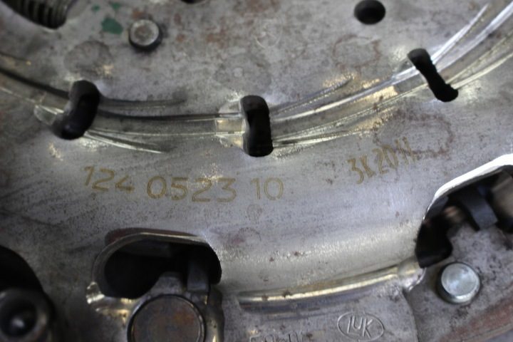 В сборе двухмассовый маховик BMW X1 F48 X3 F25 MINI F55 2.0d B47 8600218, фото 9