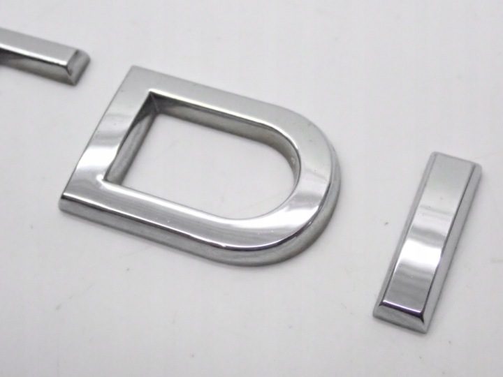 ОРИГИНАЛЬНЫЙ ЗНАЧОК ЭМБЛЕМА TDI AUDI 8J0853737, фото 3