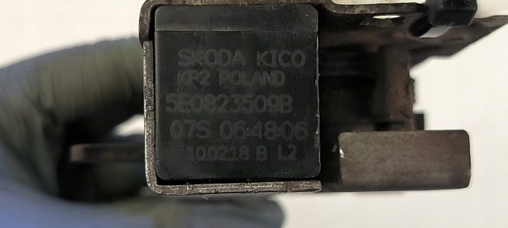 Замок капота Skoda Octavia III, фото 2