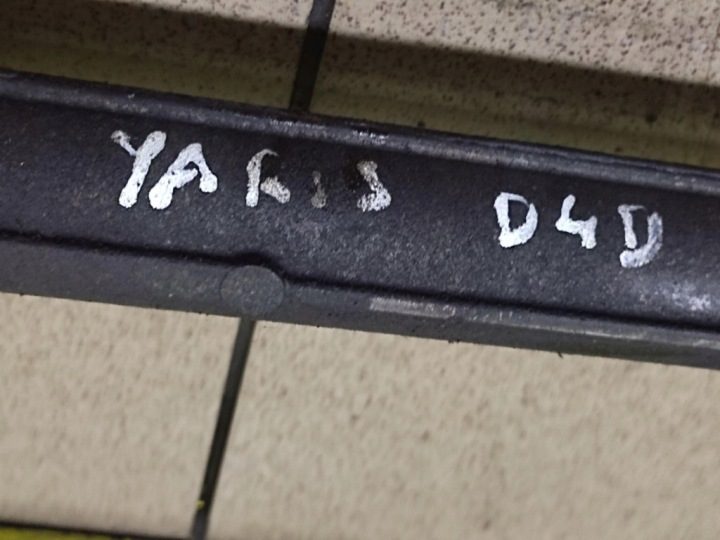 Toyota Yaris I рулевая рейка, фото 12
