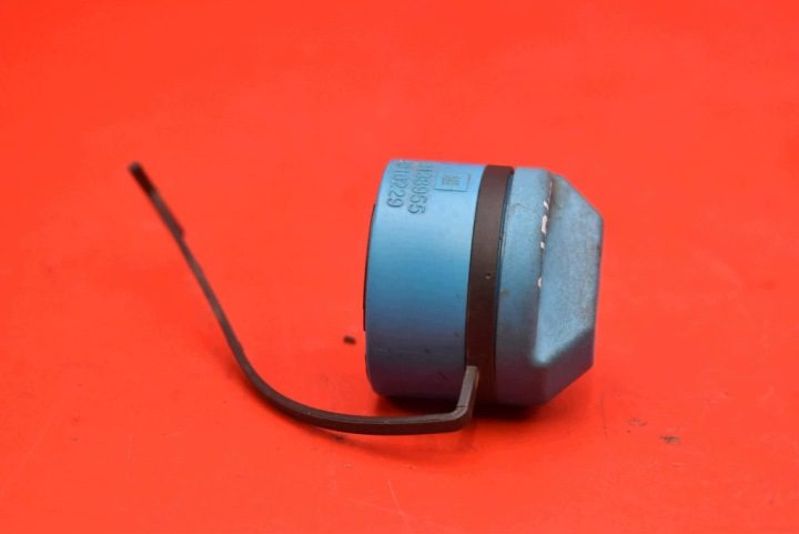 КРЫШКА ГОРЛОВИНЫ БЕНЗОБАКА ADBLUE 23138955 OPEL ASTRA 5 В K 15-20, фото 4