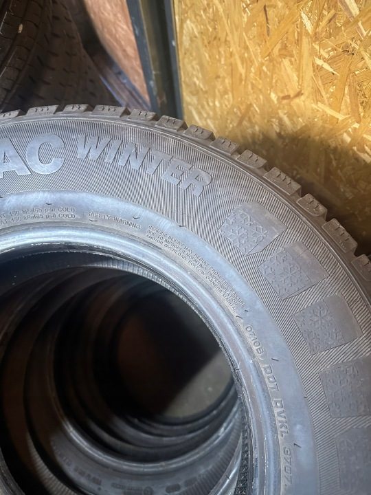 Шина зимняя Vredestein Comtrac Winter 195/80R14 106 R сцепление на снегу (3PMSF), фото 7