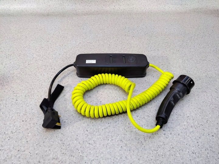 Кабель сетевой UK зарядное устройство Mercedes W205 C-класс гибрид A0005834400, фото 1