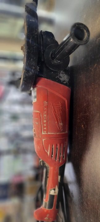Угловая шлифмашина Milwaukee 2200 Вт 230 мм 6600 obr./мин, фото 3