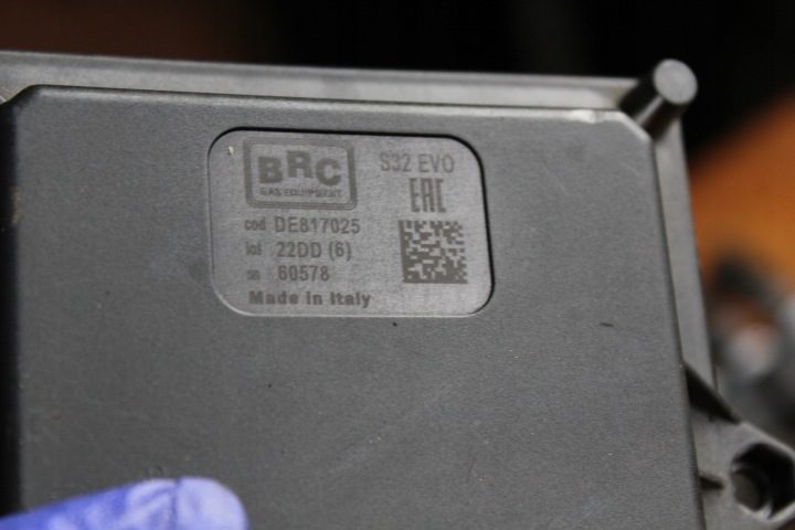 ТОПЛИВНАЯ РАМПА ГАЗА ИСПАРИТЕЛЬ ПРОВОДКА ЭБУ BRC КОМПЛЕКТ, фото 7