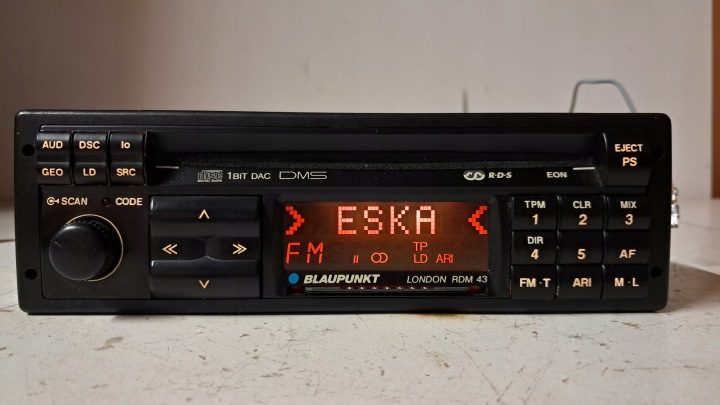 Автомагнитола Blaupunkt LONDON 1-DIN, фото 1