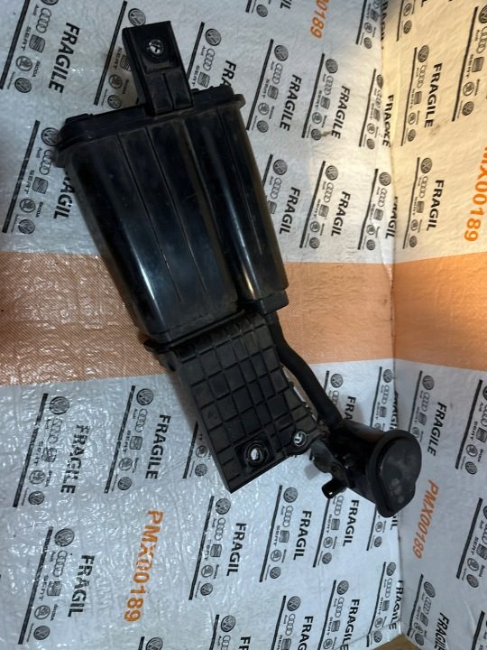 Kia OE 31453-G3100 адсорбер, фото 1