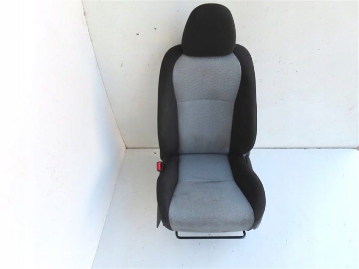 СИДЕНЬЕ ПЕРЕДНЕЕ ЛЕВОЕ TOYOTA YARIS III 5 ДВ. 2011-2017 ГОД, фото 1