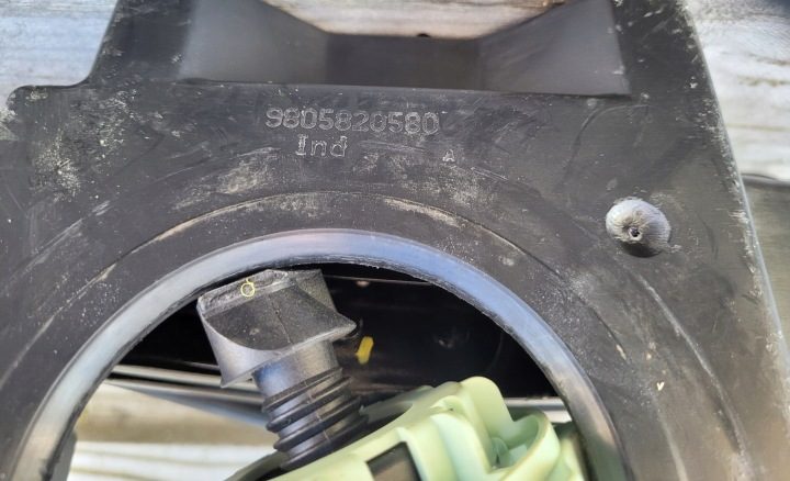 ВКЛАДЫШ ЗАПАСНОГО КОЛЕСА ДОМКРАТ КЛЮЧ CITROEN C4 PICASSO II 9805820580, фото 3