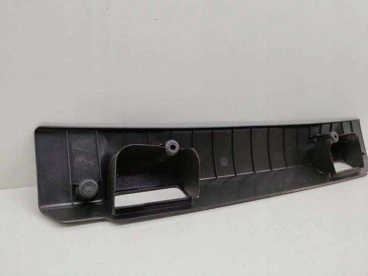 МОЛДИНГ KRAWĘDZI ПОРОГА БАГАЖНИКА VW TRANSPORTER T5 03-15r T6 16 г.- 7H0863485E, фото 6