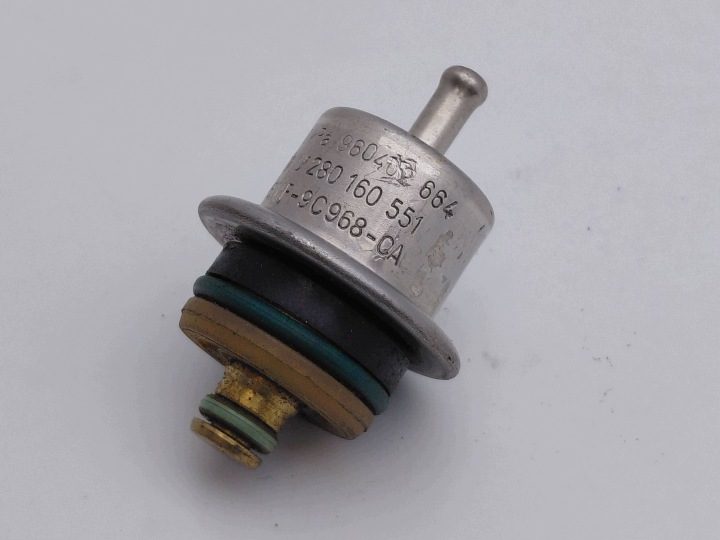 РЕГУЛЯТОР ДАВЛЕНИЯ ТОПЛИВА FORD PUMA 96MF9C968CA NR194, фото 1