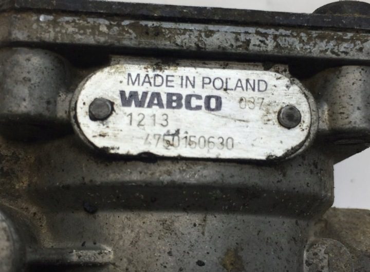 21339179 VOLVO Клапан redukcji давления воздуха, фото 4