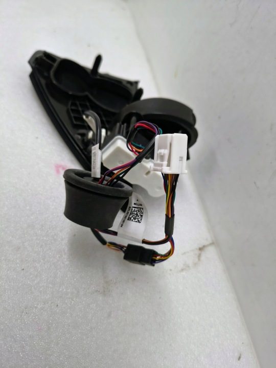 Лючок порт зарядки катафот задний левый Tesla Model 3 1478840-00-A, фото 3