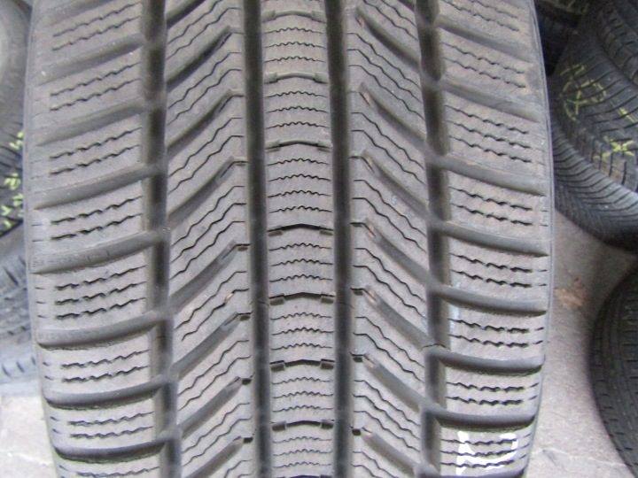Шина зимняя Continental WinterContact TS 870 P 235/45R21 101 т сцепление на снегу (3PMSF), защита диска, усилитель (XL), фото 1