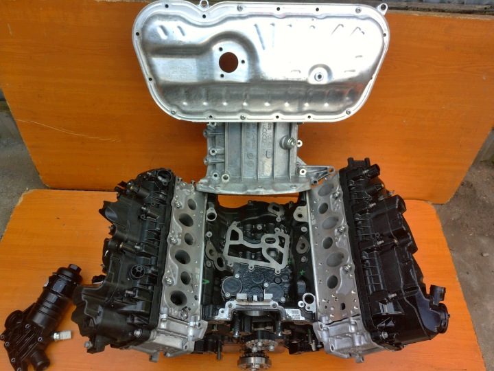 ГОЛОВКА БЛОКА 059355JH 059354HL VW AUDI двигатель 3.0 TDI левый правый валы 2026', фото 3