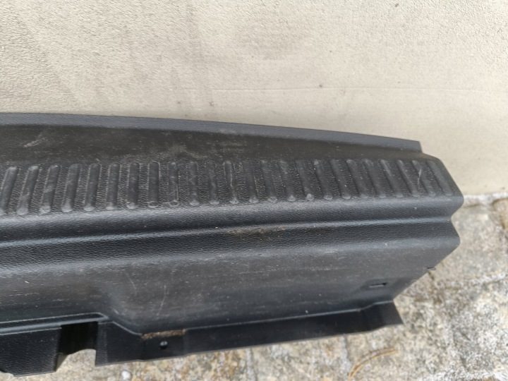 ОРИГИНАЛЬНАЯ VAG OE НАКЛАДКА KRAWĘDZI БАГАЖНИКА CZERŃ 5E9863459B9B9, фото 2