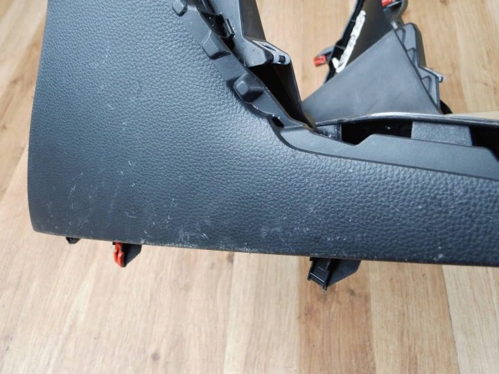 Toyota Yaris IV 2020+ зарядное устройство беспроводное индукционное 861C0K0010, фото 5