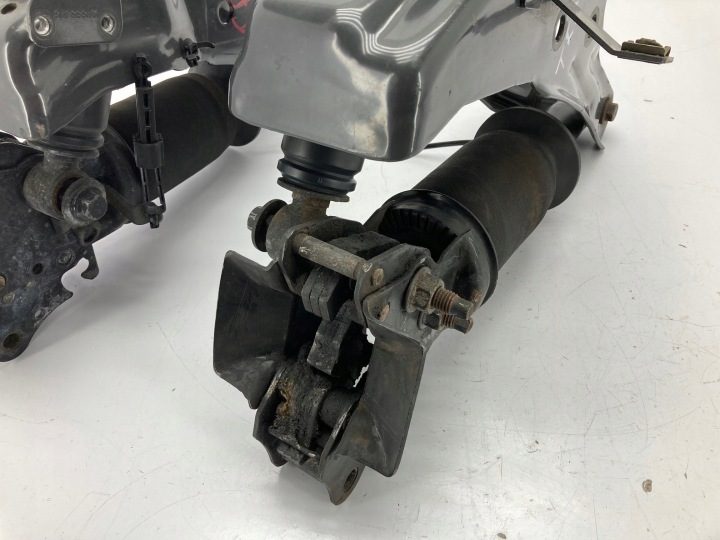 RENAULT GAMA T RANGE ПОДВЕСКА КАБИНЫ ЗАДНЯЯ 21172132 21171968, фото 4