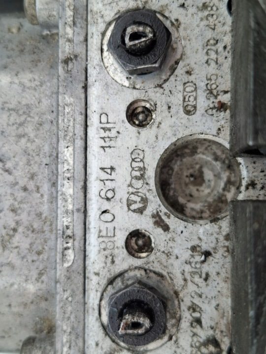 НАСОС ABS AUDI A4 B5 PASSAT B5 8E0614111P 0265220438 0273004133, фото 2