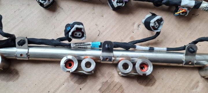 MUSTANG VI РЕСТАЙЛИНГ GT МОЛДИНГ ТОПЛИВА ТОПЛИВНЫЙ МОЛДИНГА 2X 5.0 V8, фото 7