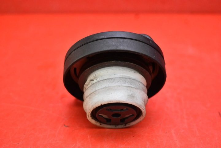 КРЫШКА ГОРЛОВИНЫ БЕНЗОБАКА VOLVO S70 V70 3 III 00-05, фото 3