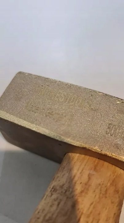 Молоток ślusarski nieiskrzący 500G, фото 2
