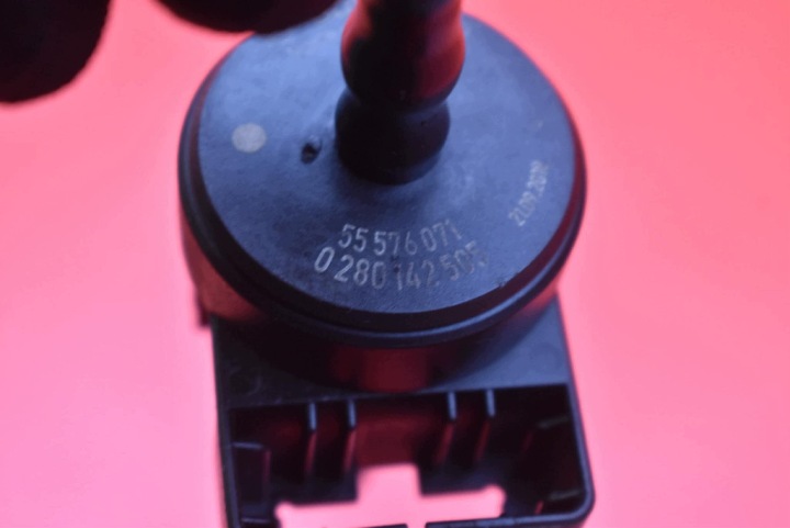 КЛАПАН ПАРОВ ТОПЛИВА 55576071 OPEL ASTRA 4 IV J 1.4 т 120 Л.С. 09-12, фото 10
