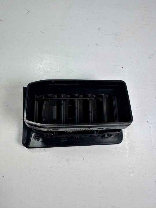 Caddy 2K5 дефлектор обдува левый водителя консоли 2K5819247C, фото 2