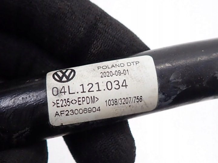 ШЛАНГ ТРУБКА ОХЛАЖДЕНИЯ 04L121034 VW TRANSPORTER T6 T6.1 2.0 TDI CXH 20 г., фото 4