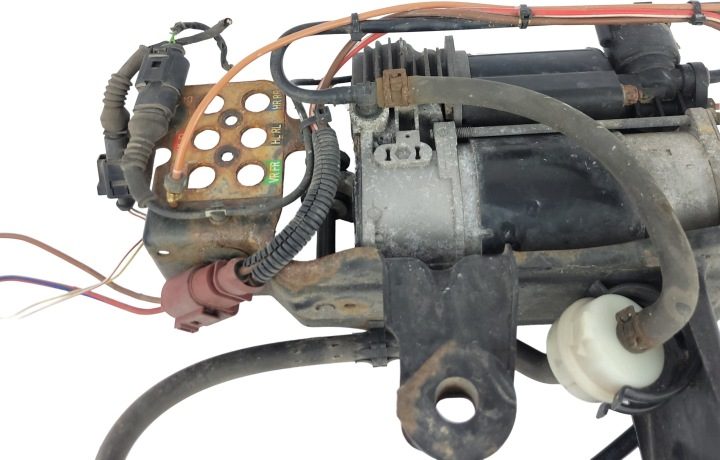Audi A6 C6 рестайлинг компрессор пневмоподвески компрессор воздуха 4F0616005E Uszkod, фото 2