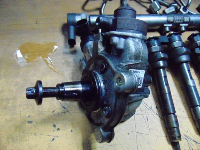 BMW F10 F20 F30 N47D20C ТНВД молдинг форсунки 7798446 7832452, фото 3