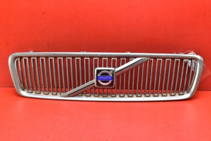 РЕШЕТКА РАДИАТОРА ХРОМИРОВАННАЯ 8659875 VOLVO S70 V70 2 II 00-05, фото 1