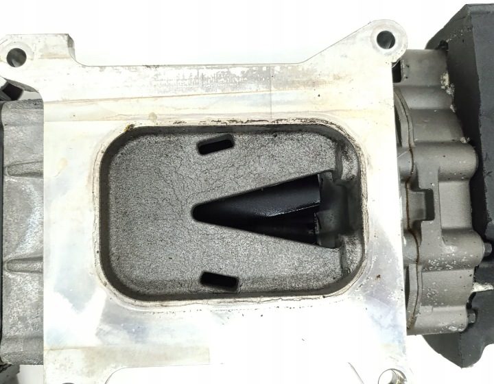 КОМПРЕССОР ВОЗДУХА VW GOLF VI 1.4 TSI 03C276, фото 4