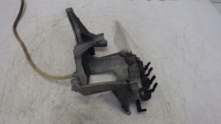 Крепление топливного фильтра Citroen C3 III 1.6 Blue HDI 9678325480, фото 4