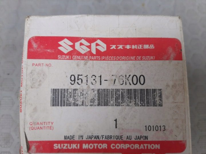 Suzuki OE 95131-76K00 ролик обводной / направляющий, ремень клиновой зубчатый, фото 4