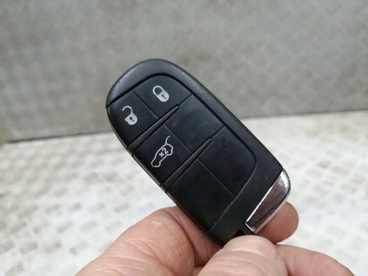 Fiat 500X ключ с пультом, фото 3