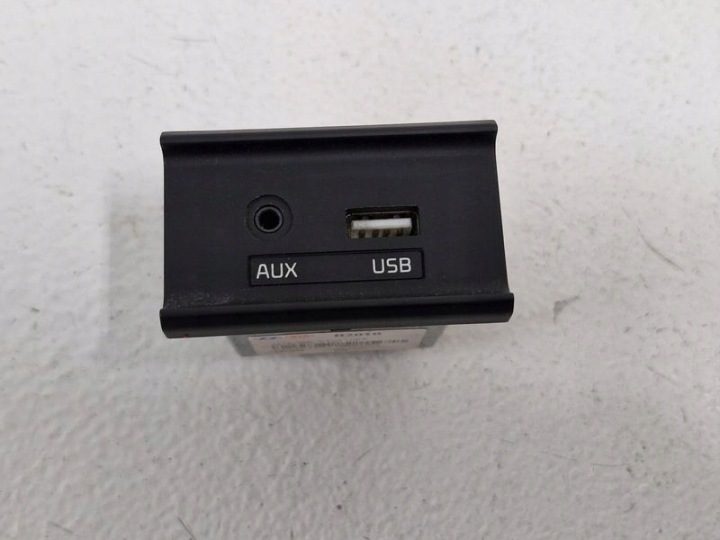 KIA SOUL II 2 USB AUX ГНЕЗДО 96120-B2010, фото 1