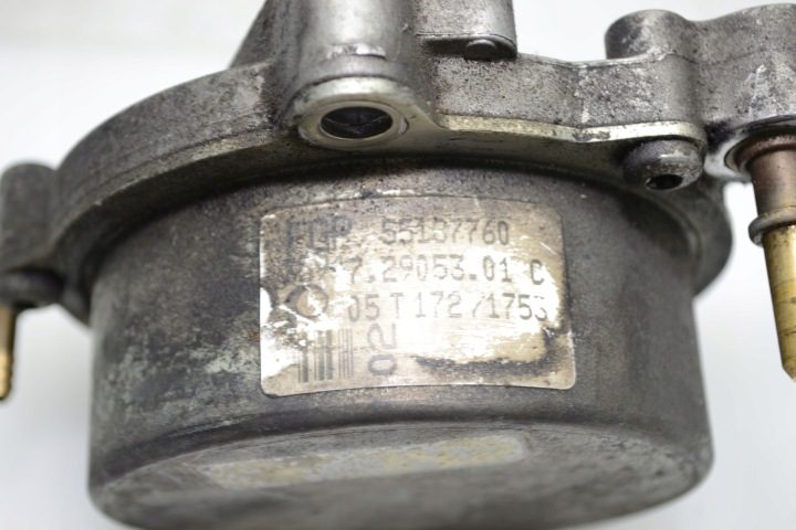 Насос вакуумный ASTRA H ZAFIRA B 1.9 CDTI 120 Z19DT 55187760, фото 3