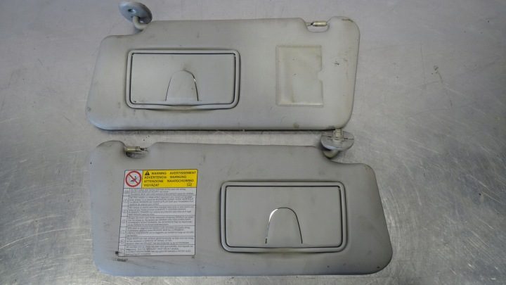 Солнцезащитный козырек правый Suzuki Swift IV 2004-2010 РЕСТАЙЛИНГ 3DRZWI, фото 1