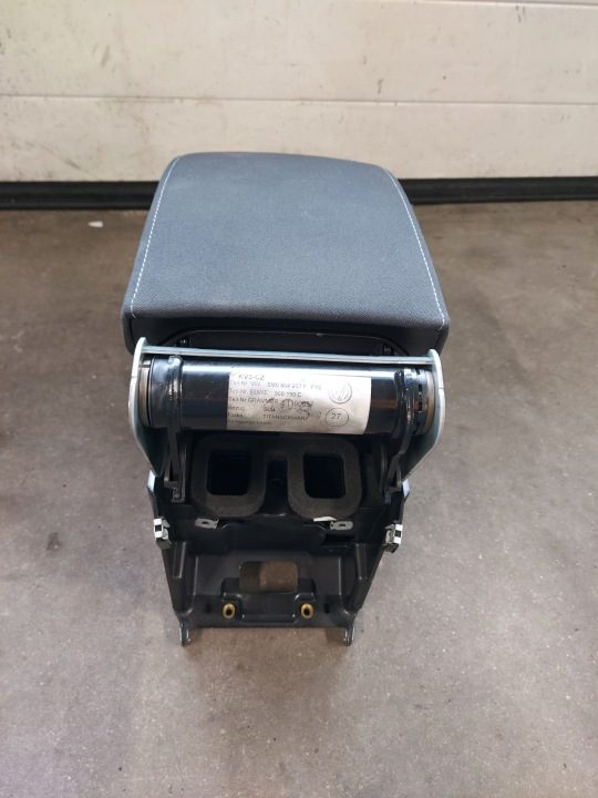 Подлокотник VW Tiguan 5N0 Golf Plus Mediain AUX 5M0864207F, фото 7