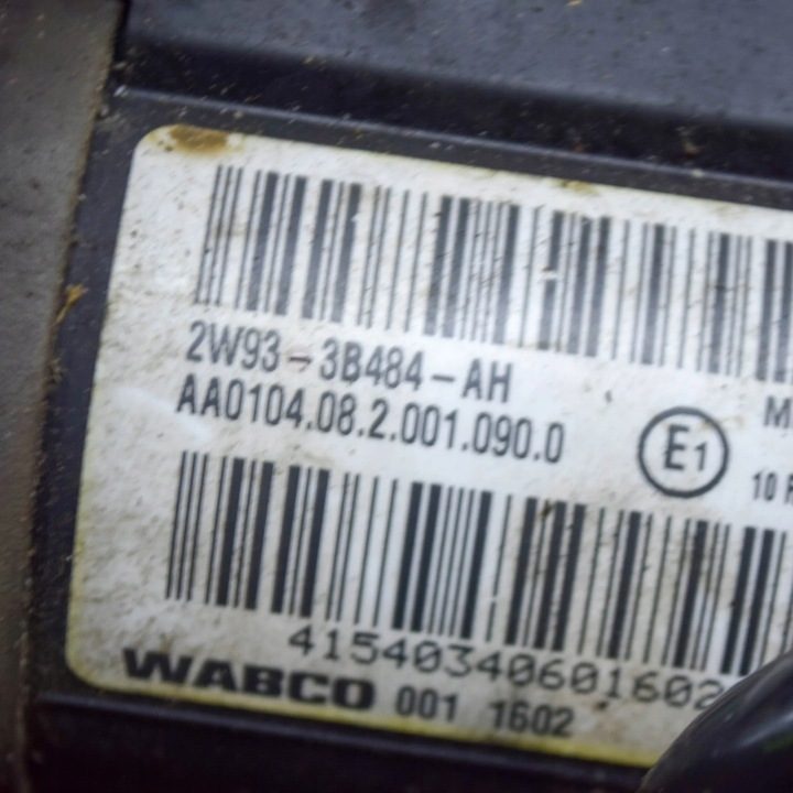 Компрессор пневмоподвески JAGUAR XJ (X350) 2W933B484AH 2.72L дизель 152 кВт 2008, фото 6