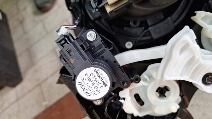 ОТОПИТЕЛЬ В СБОРЕ RENAULT CAPTUR II 272705258R, фото 4