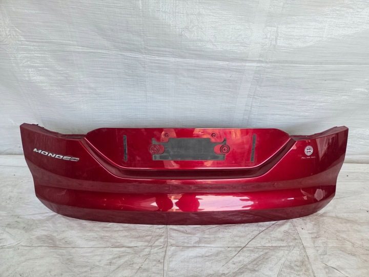 FORD MONDEO MK5 УНИВЕРСАЛ НАКЛАДКА КРЫШКИ БАГАЖНИКА DS73-N423A40-A ОРИГИНАЛ, фото 1