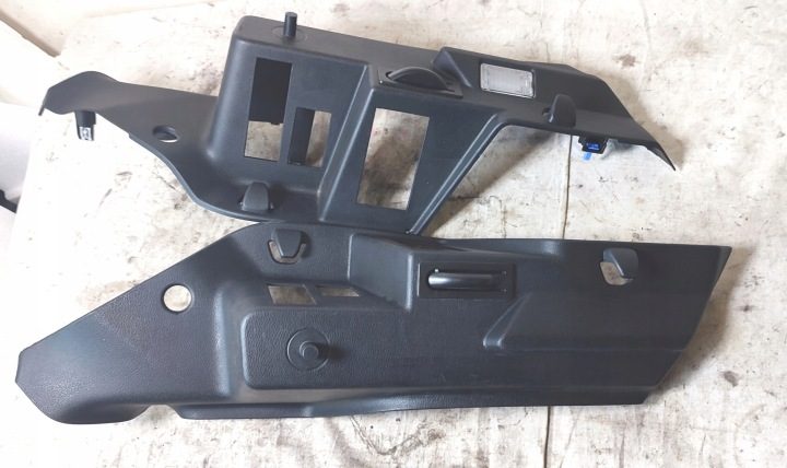 B-MAX 12 г. опора крепление полки багажника L/P компл., фото 1