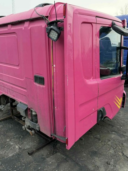 КАБИНА В СБОРЕ ДНЕВНАЯ НИЗКАЯ SCANIA P CP 16, фото 5
