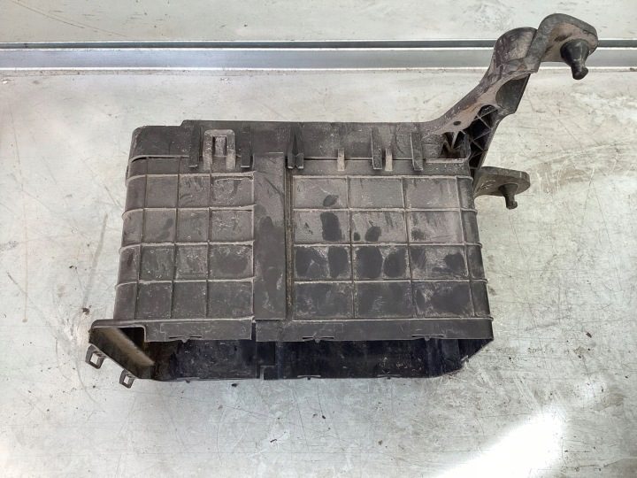 Площадка аккумулятора Audi A3 S3 8P 1K0915513, фото 2