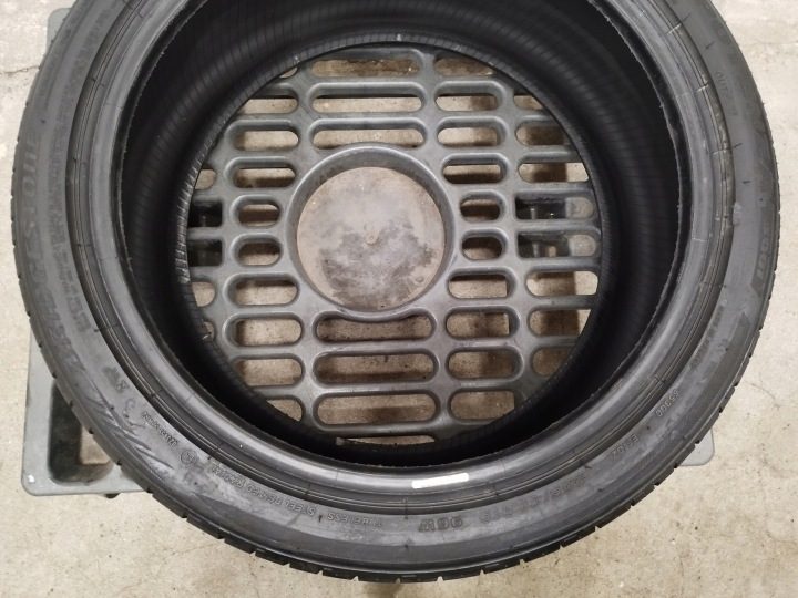 Шина летняя Bridgestone Potenza S001 235/40R19 96 Вт защита диска, усилитель (XL), фото 4