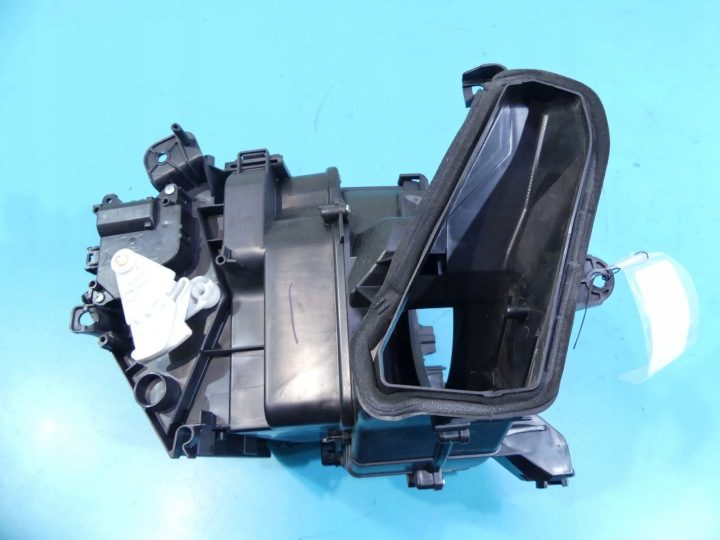 Корпус вентилятора Toyota Corolla E16 13-19 EU, фото 4
