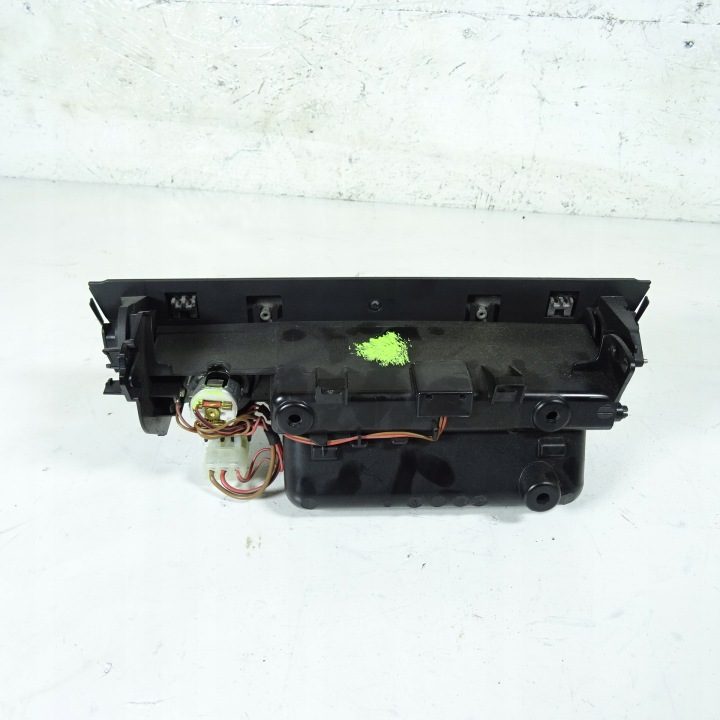 Пепельница BMW 5 TOURING (E61) 9182502 2.0L дизель 130 кВт 2008, фото 3