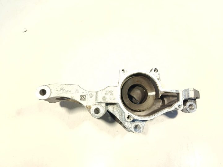 BMW Mini 1.5 ( B38 ) 2.0 ( B48 ) кронштейн помпы корпус 860136602, фото 3